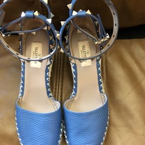 Valentino Garavani Rockstud Espadrille Wedge